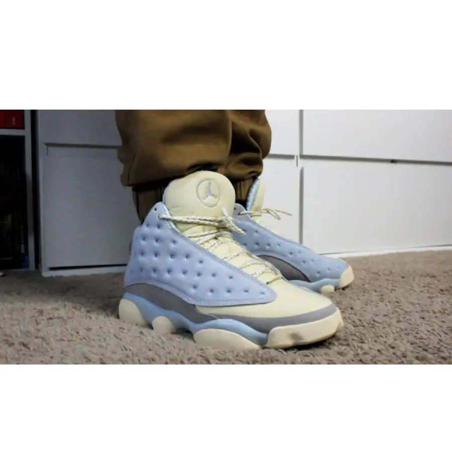 Alternative view of Giày Nike Air Jordan 13 x SoleFly Celestine ‘Blue’ DX5763-100