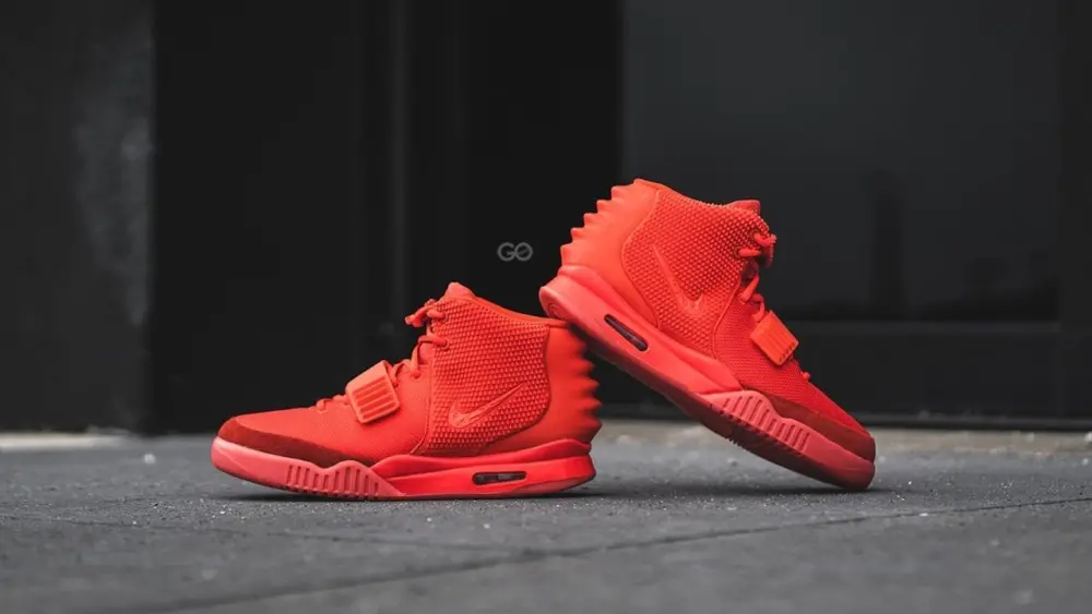 Alternative view of Giày Nike Air Yeezy 2 SP 'Red October' 508214-660
