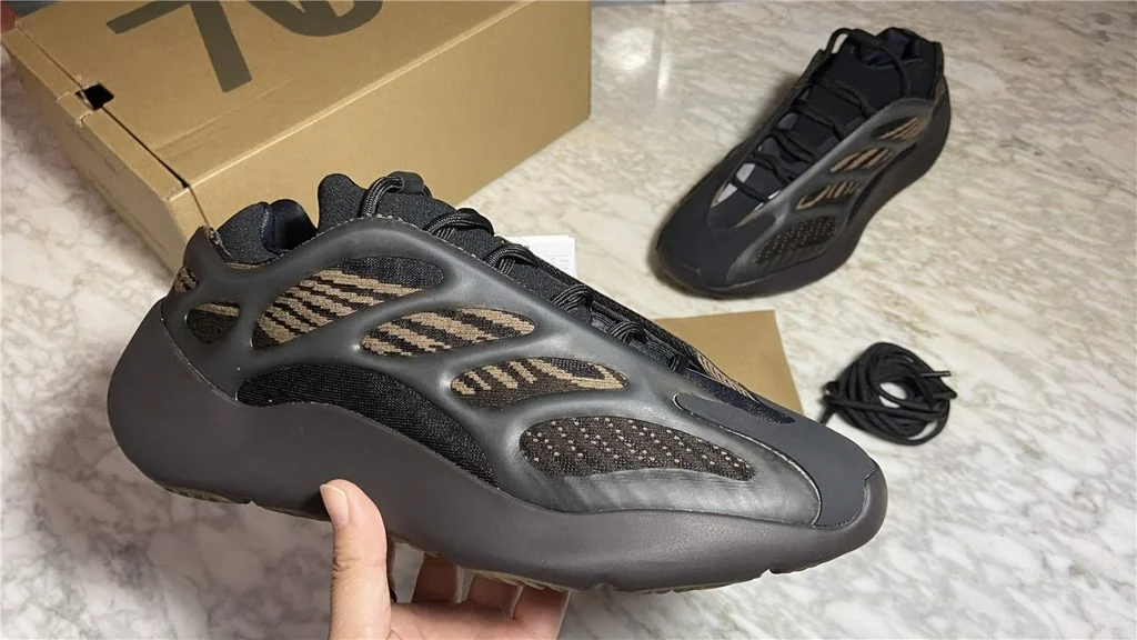 Giày Adidas Yeezy 700 V3 'Clay Brown' GY0189 - Ảnh 4