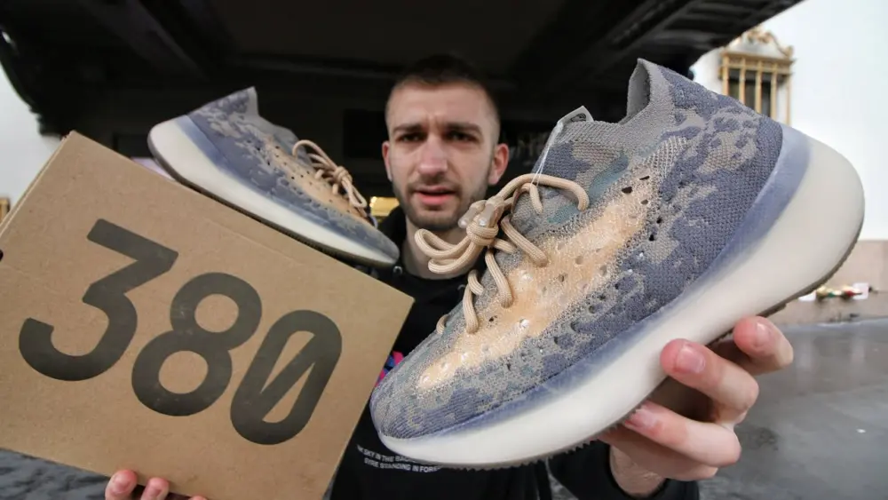 Giày Adidas Yeezy Boost 380 'Mist Reflective' FX9764 - Ảnh 5