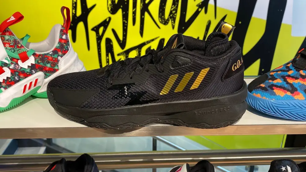 Alternative view of Giày Adidas Dame 8 G.O.A.T. Spirit 'Black' GY2774