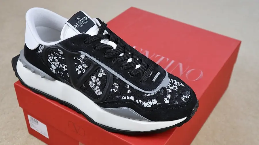 Alternative view of Giày Valentino Garavani Lacerunner sneaker XY2S0F28ZUXA23