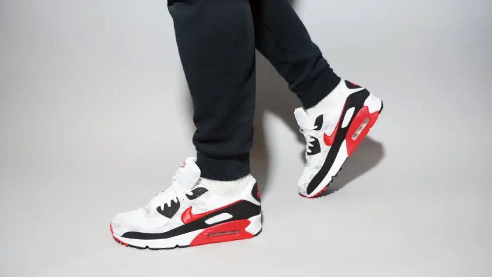 Alternative view of Giày Nike Air Max 90 G 'University Red' DX5999-162