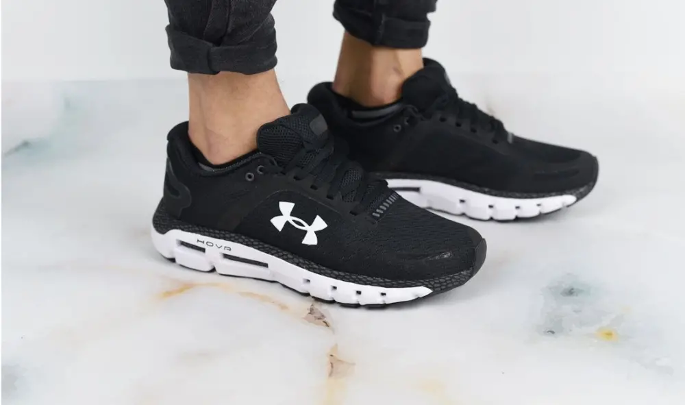Alternative view of Giày Under Armour HOVR Infinite 2 'Black' 3022587-001