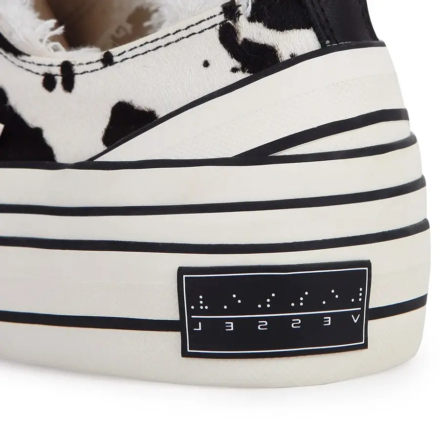 Alternative view of Giày xVESSEL G.O.P. Lows 'Cow Print'