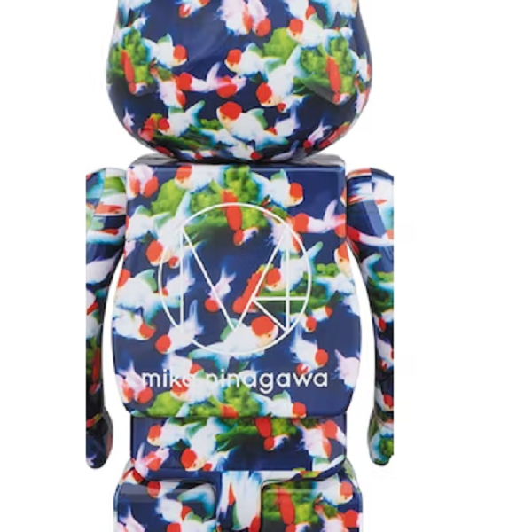 Mô Hình Bearbrick Mika Ninagawa Goldfish - Ảnh 3