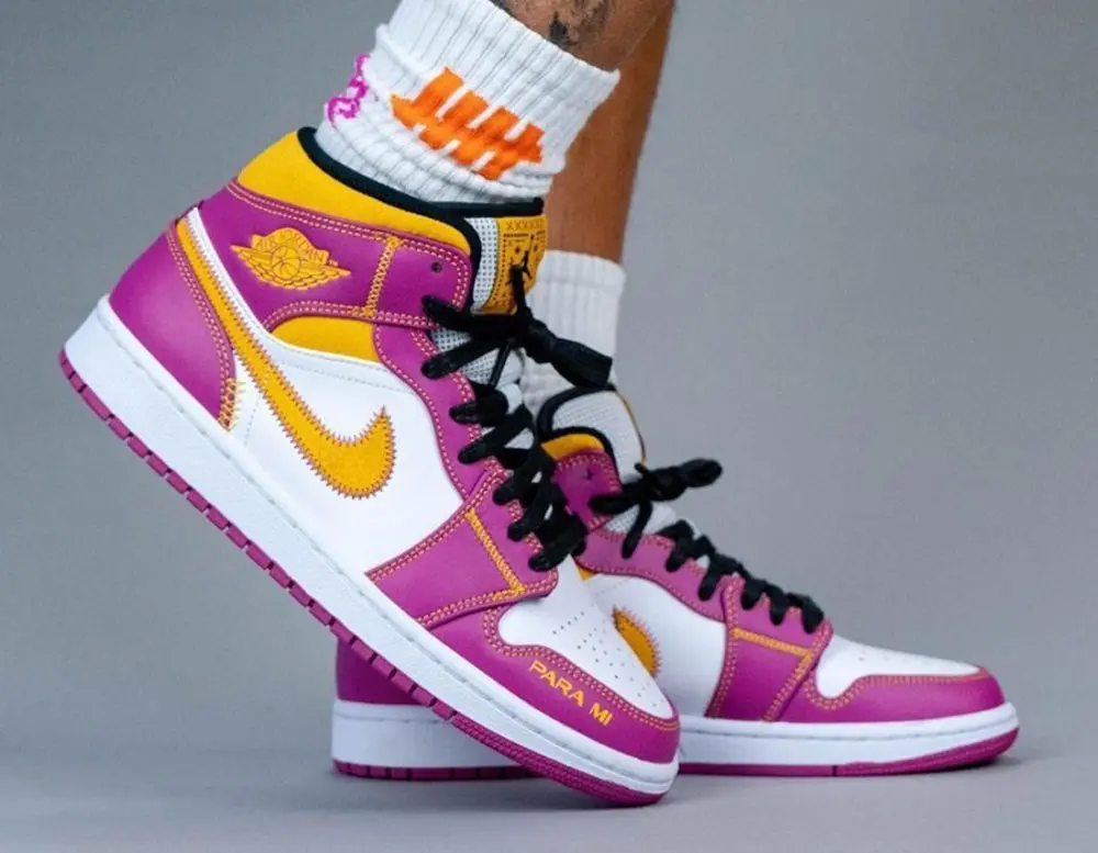 Alternative view of Giày Nike Air Jordan 1 Mid Day of the Dead 'Día de Muertos' DC0350-100