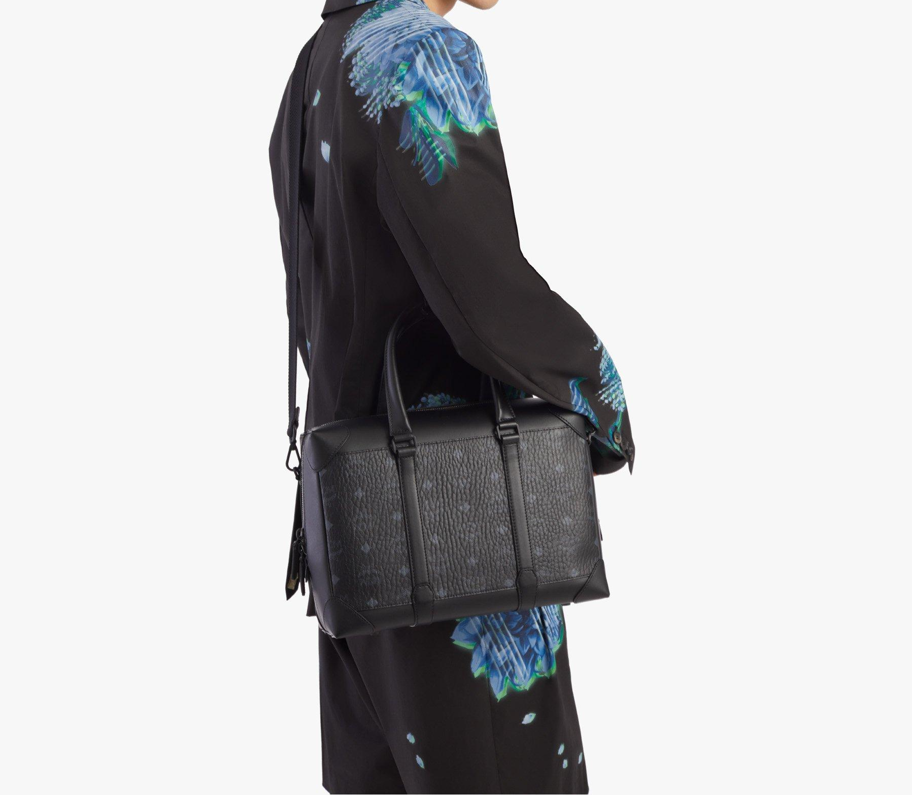 Túi MCM Medium Soft Berlin Tote In Visetos 'Black' MMTBSBF02BK001 - Ảnh 4