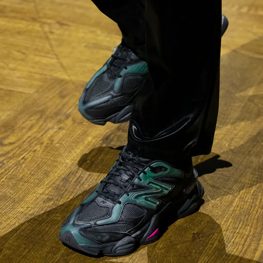 Giày New Balance 9060 Mowalola Burglarwear 'Black Teal Pink' U9060ML - Ảnh 3