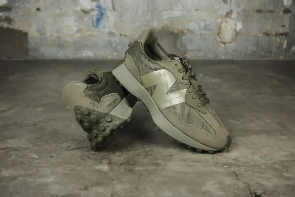 Alternative view of Giày New Balance 327 'Military Green' MS327SG