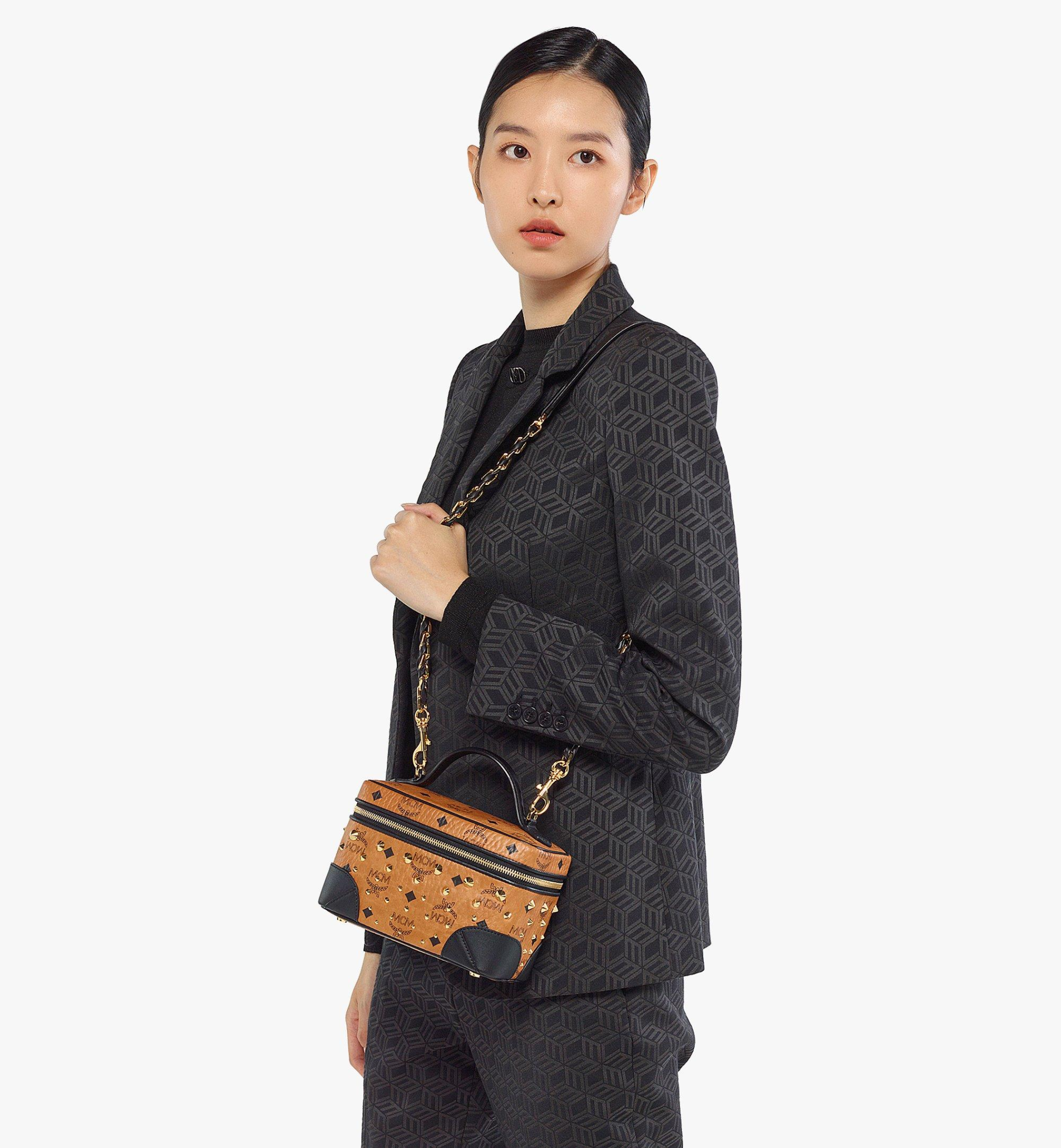 Túi MCM Vanity Case in Gold Studded Visetos MWRCSVI04CO001 - Ảnh 4