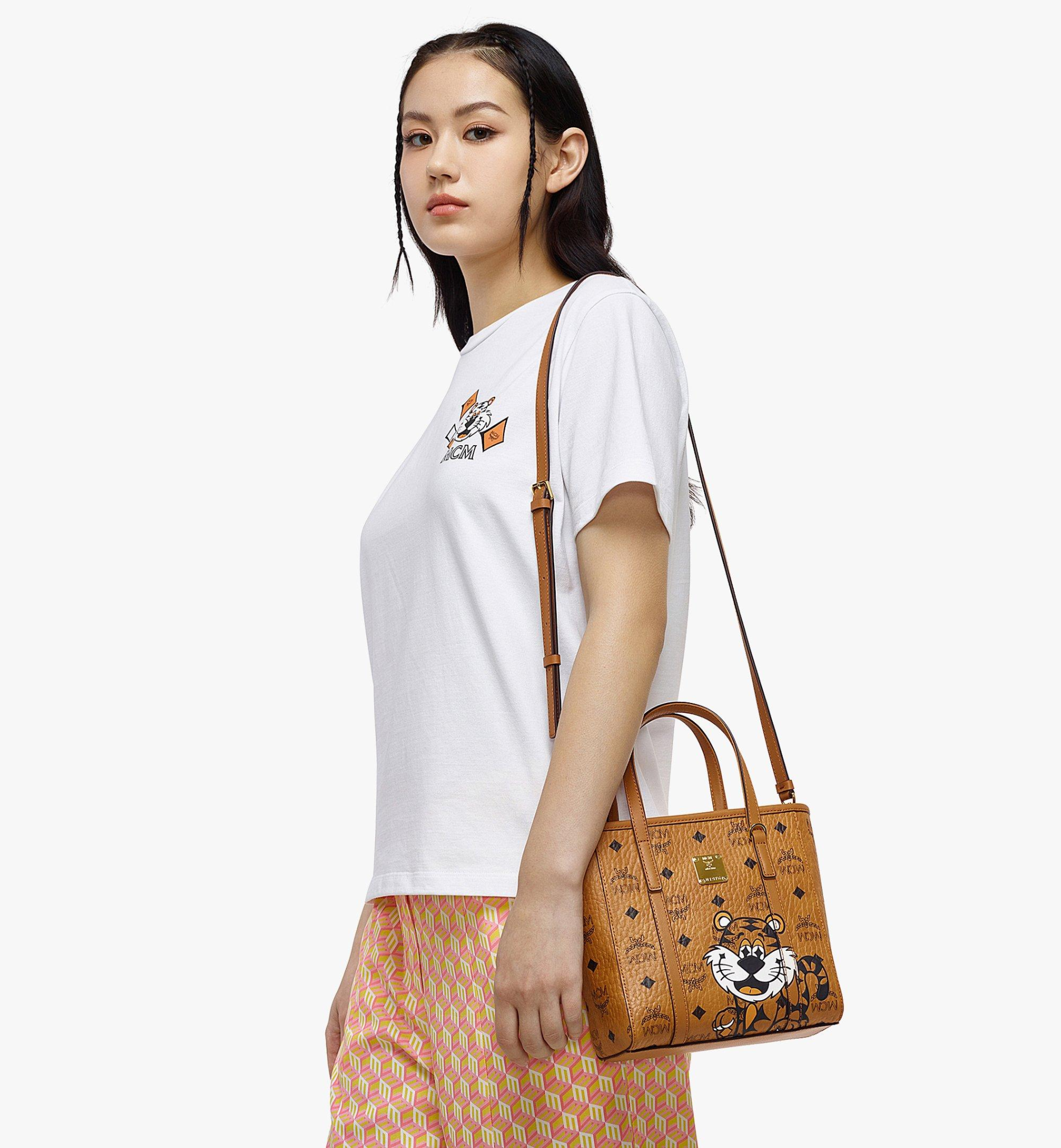Túi MCM Toni Shopper in New Year Tiger Visetos MWTCSXL01CO001 - Ảnh 4