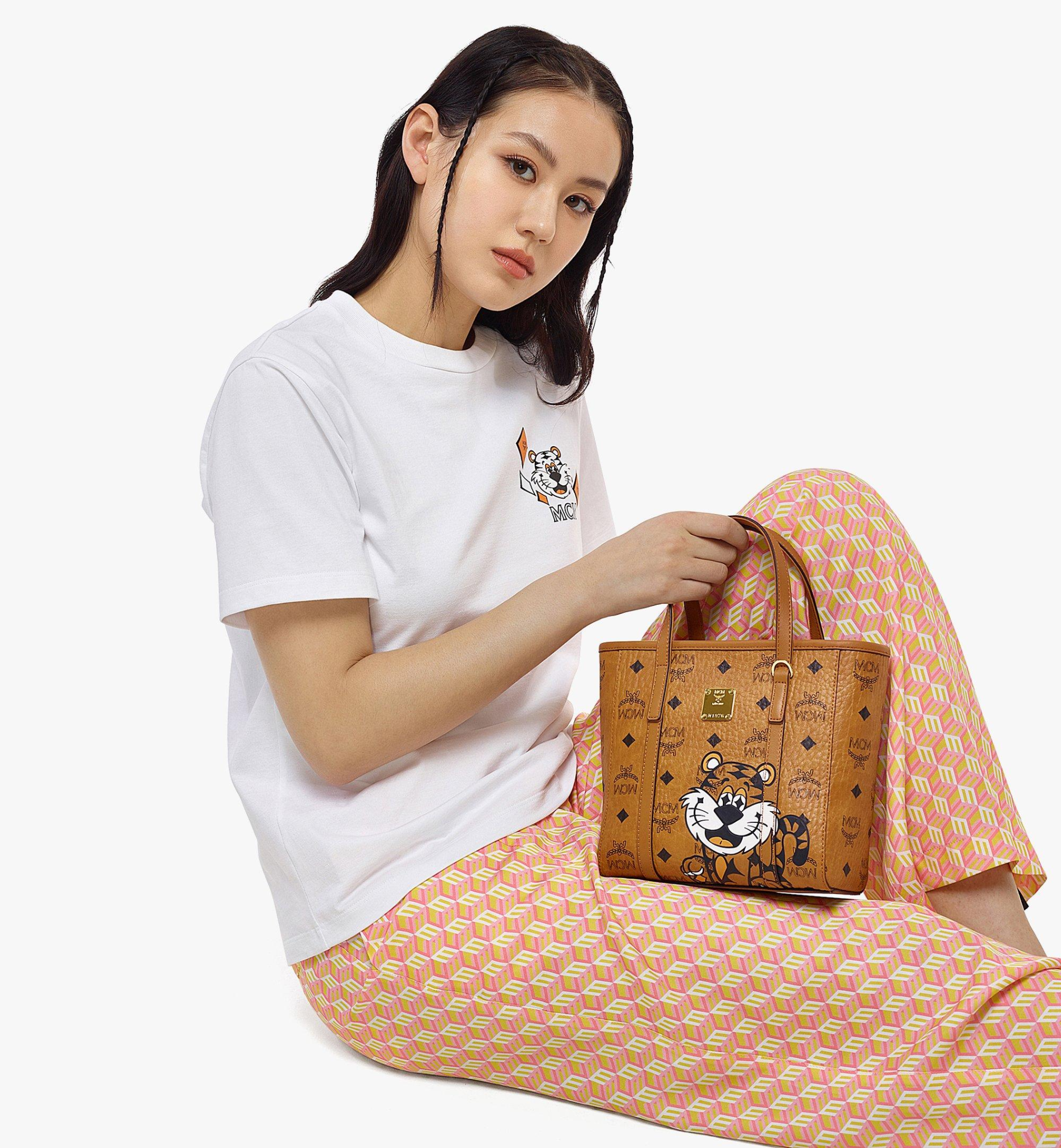 Túi MCM Toni Shopper in New Year Tiger Visetos MWTCSXL01CO001 - Ảnh 5