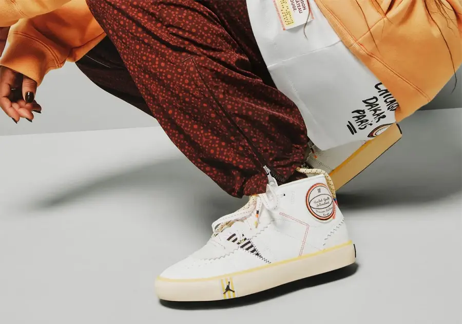 Alternative view of Giày Nike Jordan Series x Maison Chateau Rouge 'Sail' DO5247-122