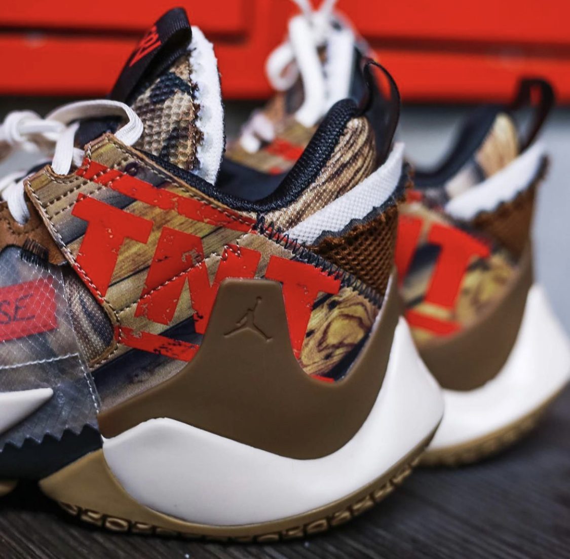 Giày Nike Jordan Why Not Zer0.2 TNT Crash Bandicoot CW6565-900 - Ảnh 2