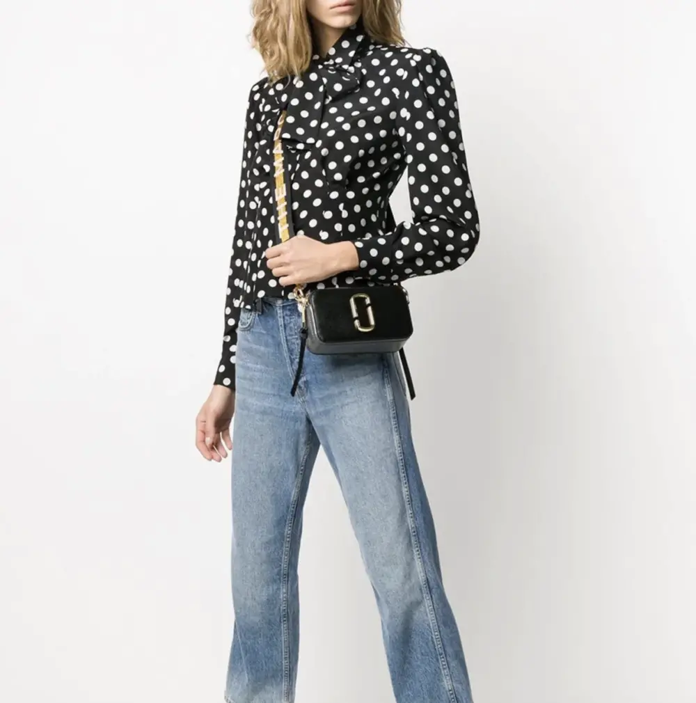 Túi Marc Jacobs The Snapshot New 'Black' M0014146-003 - Ảnh 4