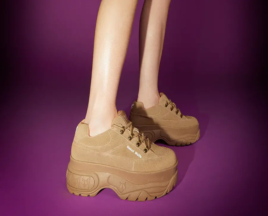 Alternative view of Giày Naked Wolfe SPORTY 'TAUPE SUEDE'