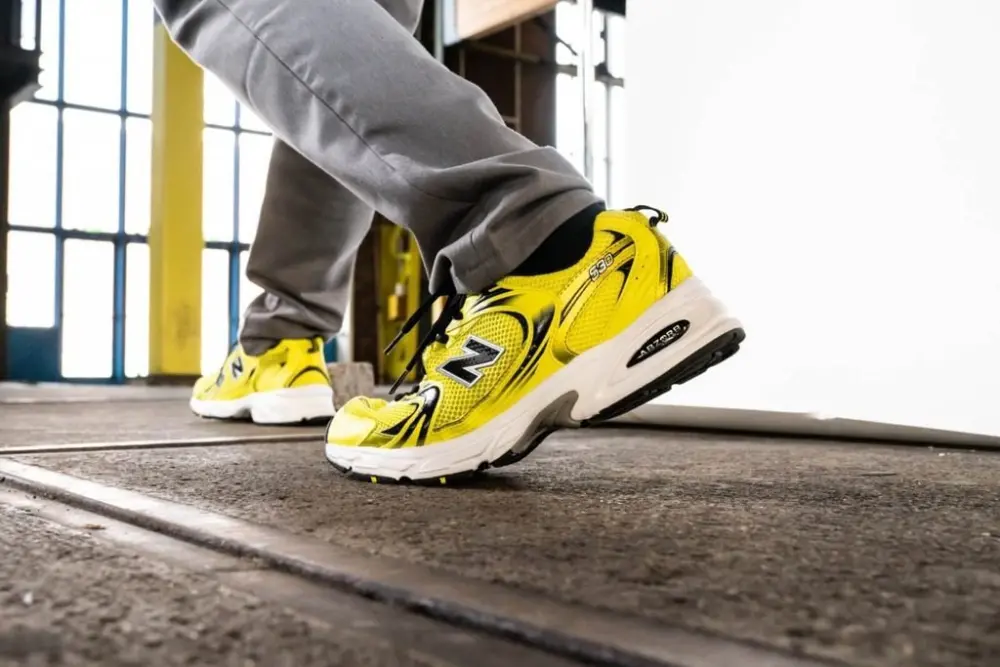 Giày New Balance 530v2 Retro 'Sulphur Yellow' MR530SE - Ảnh 7