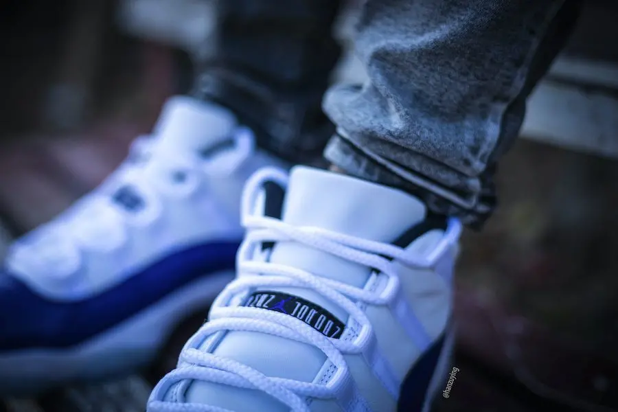 Alternative view of Giày Nike Air Jordan 11 Retro Low White 'Concord' AH7860-100