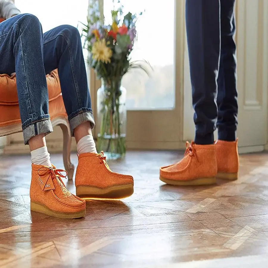 Giày Clarks x END Wallabee Boots 'Orange Floral' 261-63420 - Ảnh 3
