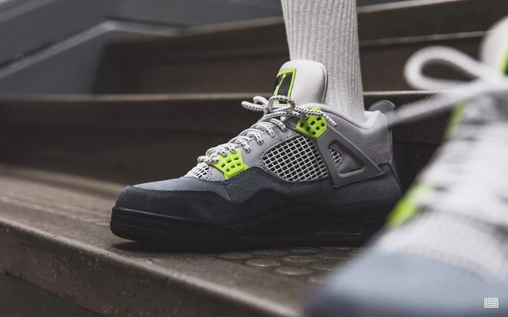 Giày Nike Air Jordan 4 Retro SE 95 Neon CT5343-007 - Ảnh 5