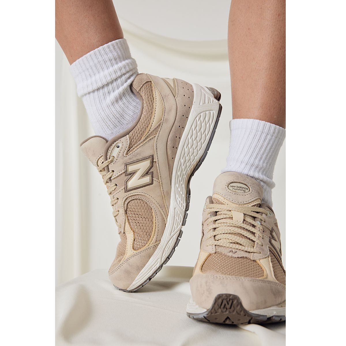 Giày New Balance 2002R 'Khaki Marble' M2002RID - Ảnh 2