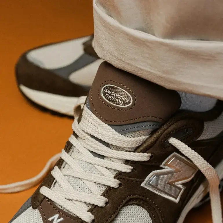 Giày New Balance 2002R 'Brown Beige' M2002RHS - Ảnh 5