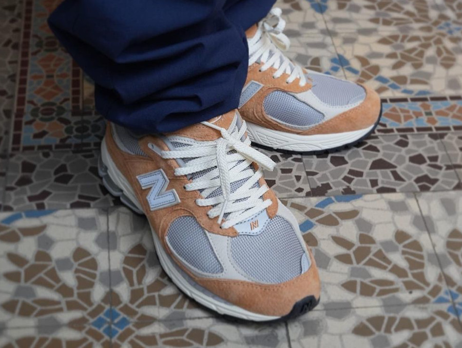 Giày New Balance 2002R 'Sweet Caramel' M2002RHM - Ảnh 7