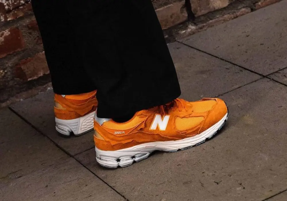 Alternative view of Giày New Balance 2002R 'Vintage Orange' M2002RDE