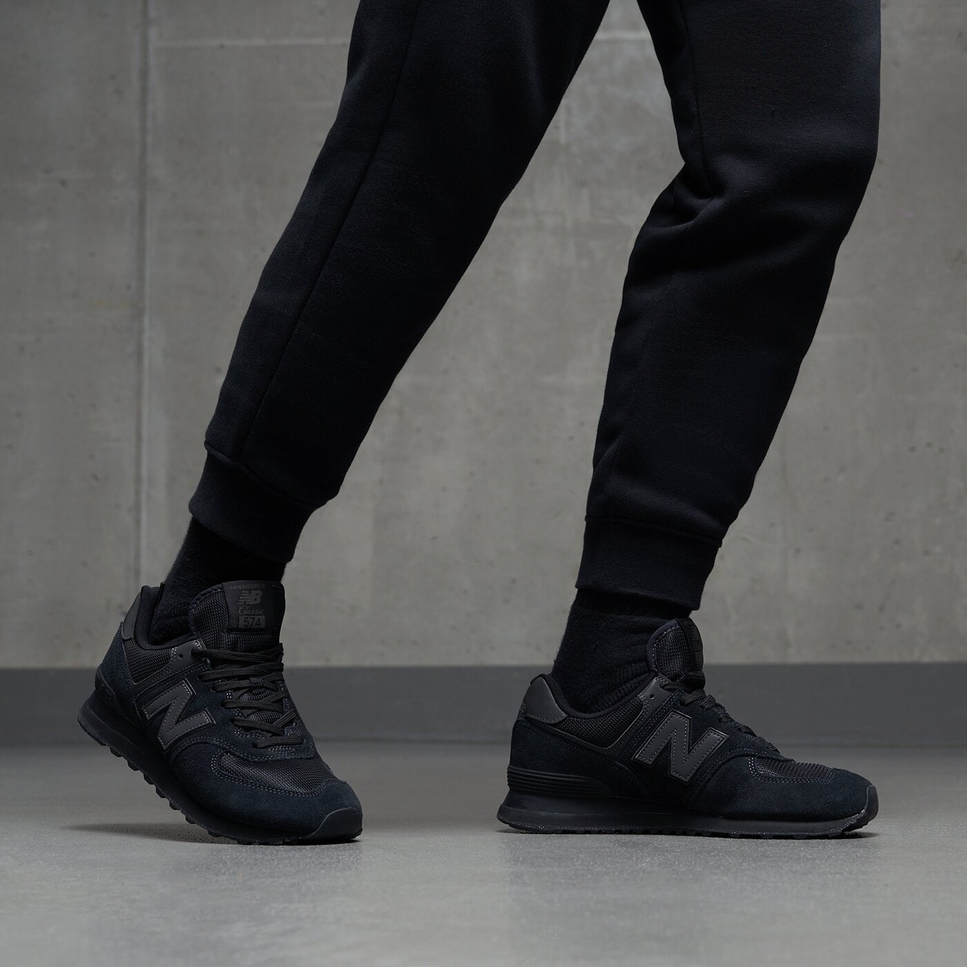 Giày New Balance 574 'Triple Black' ML574EVE - Ảnh 4