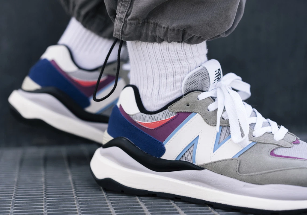 Giày New Balance IU x 5740 'Incubation' M5740DD1 - Ảnh 4