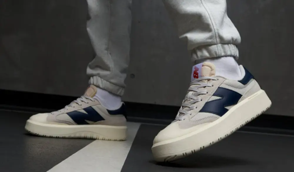 Alternative view of Giày New Balance 302 'Moonbeam Natural Indigo' CT302RC
