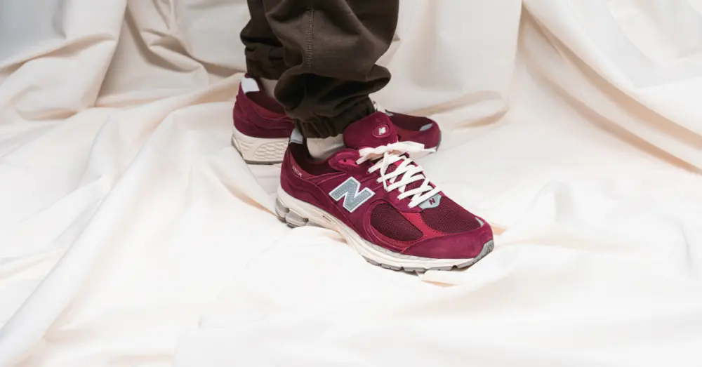 Giày New Balance 2002R 'Bordeaux' M2002RHA - Ảnh 4