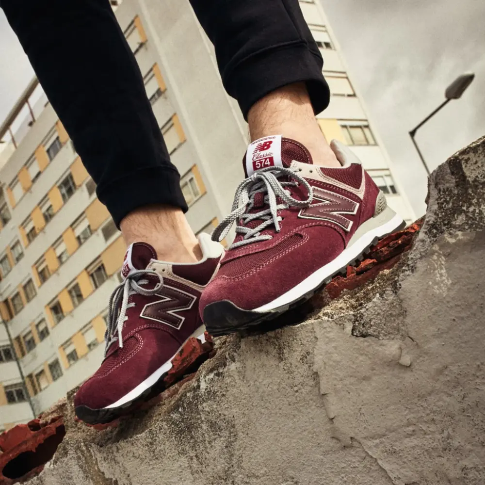 Alternative view of Giày New Balance 574 'Burgundy' ML574EGB