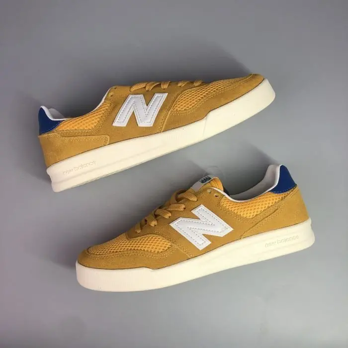 Alternative view of Giày New Balance 300 'Varsity Gold' CRT300B2