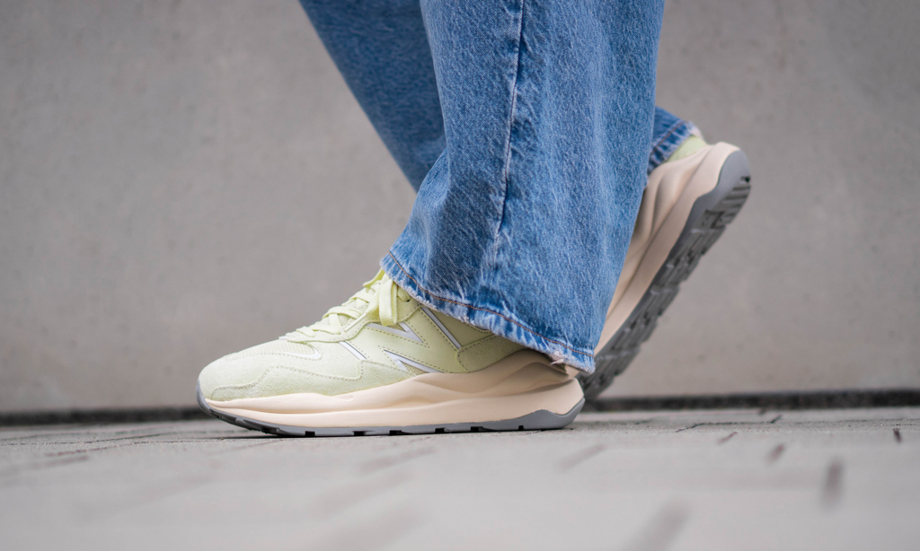 Giày New Balance Wmns 57/40 'Clear Yellow' W5740CE - Ảnh 4