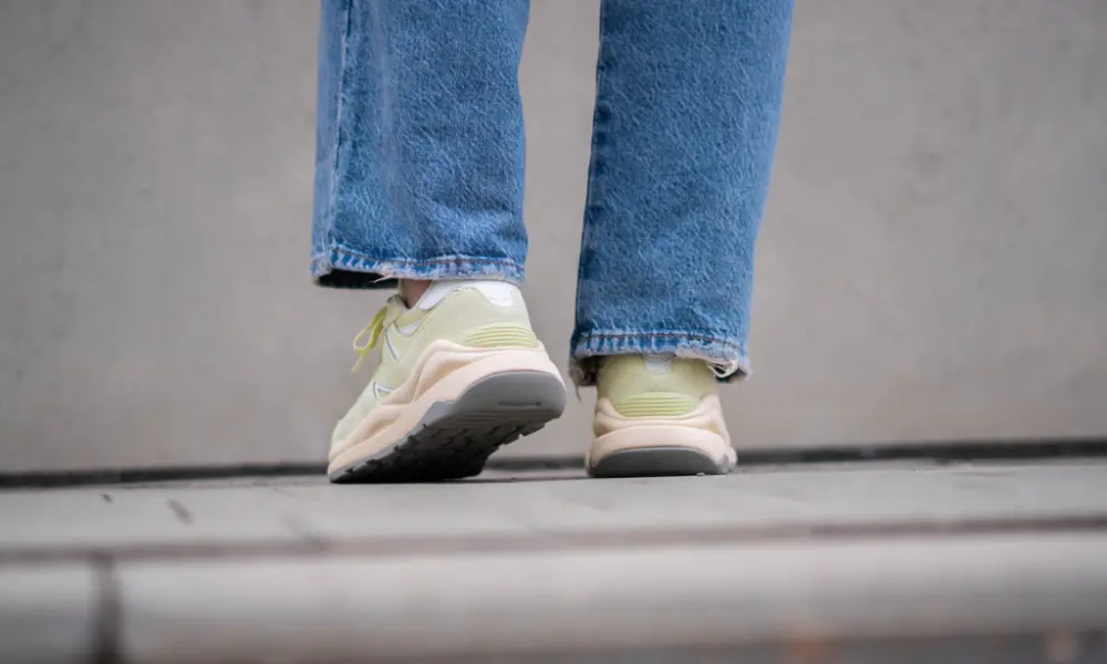 Giày New Balance Wmns 57/40 'Clear Yellow' W5740CE - Ảnh 3