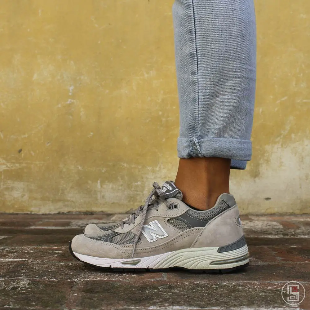 Alternative view of Giày New Balance Wmns 991 Made In England 'Grey' W991GL