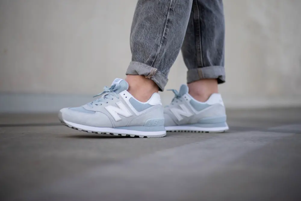 Giày New Balance Wmns 574 'Grey White' WL574OAA - Ảnh 4