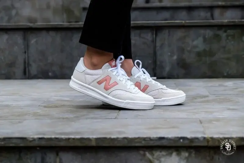 Alternative view of Giày New Balance 300 White Rose WRT300RP