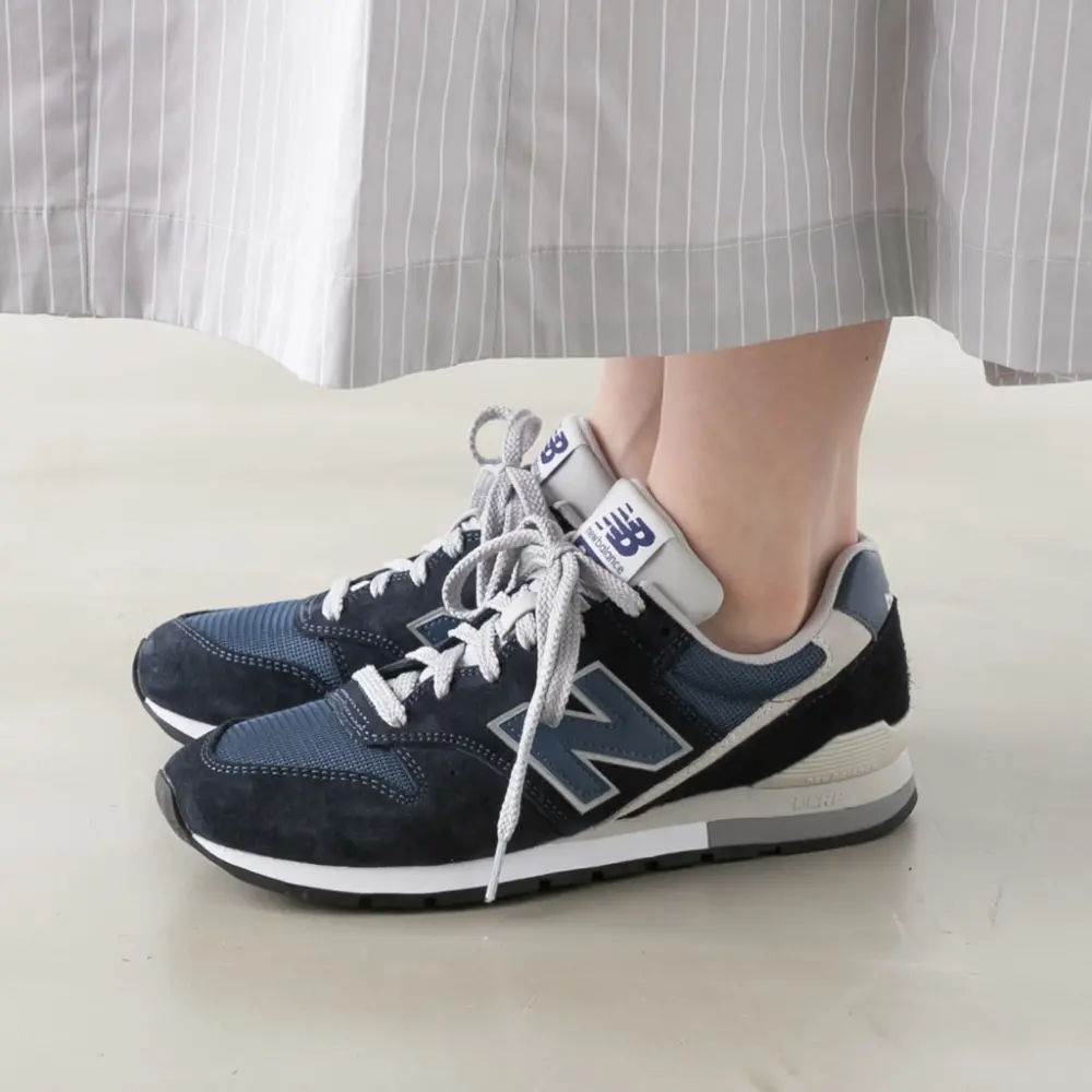 Alternative view of Giày New Balance 996v2 'Navy' CM996CA2