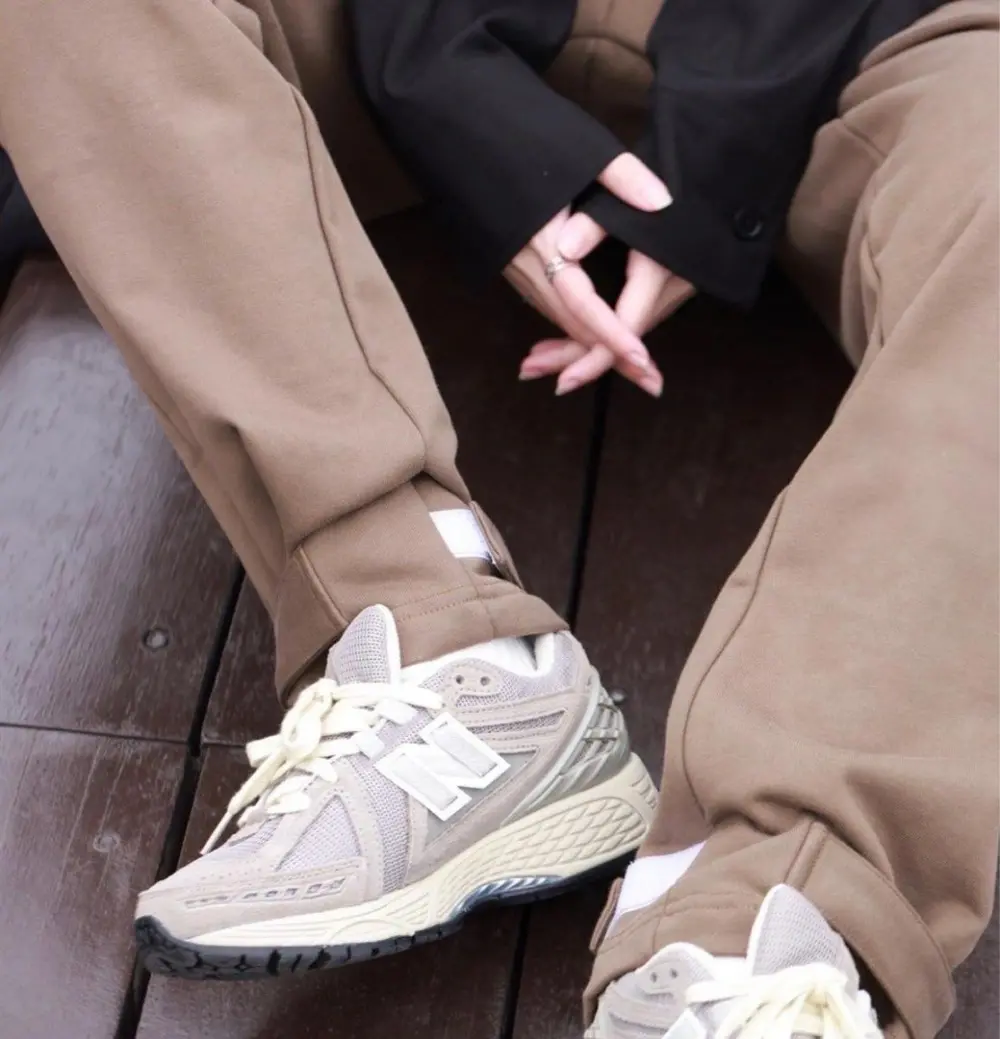 Alternative view of Giày New Balance 1906R 'Beige Cream' M1906RL