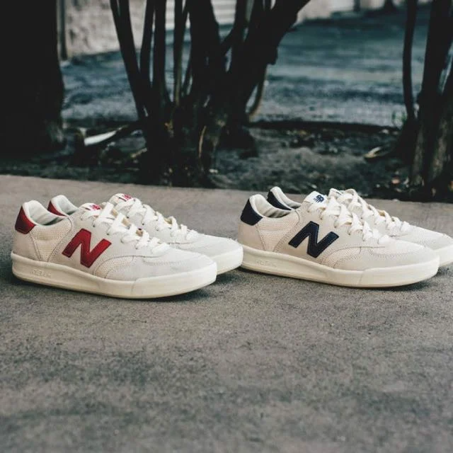 Giày New Balance 300 White Navy CRT300WA - Ảnh 3