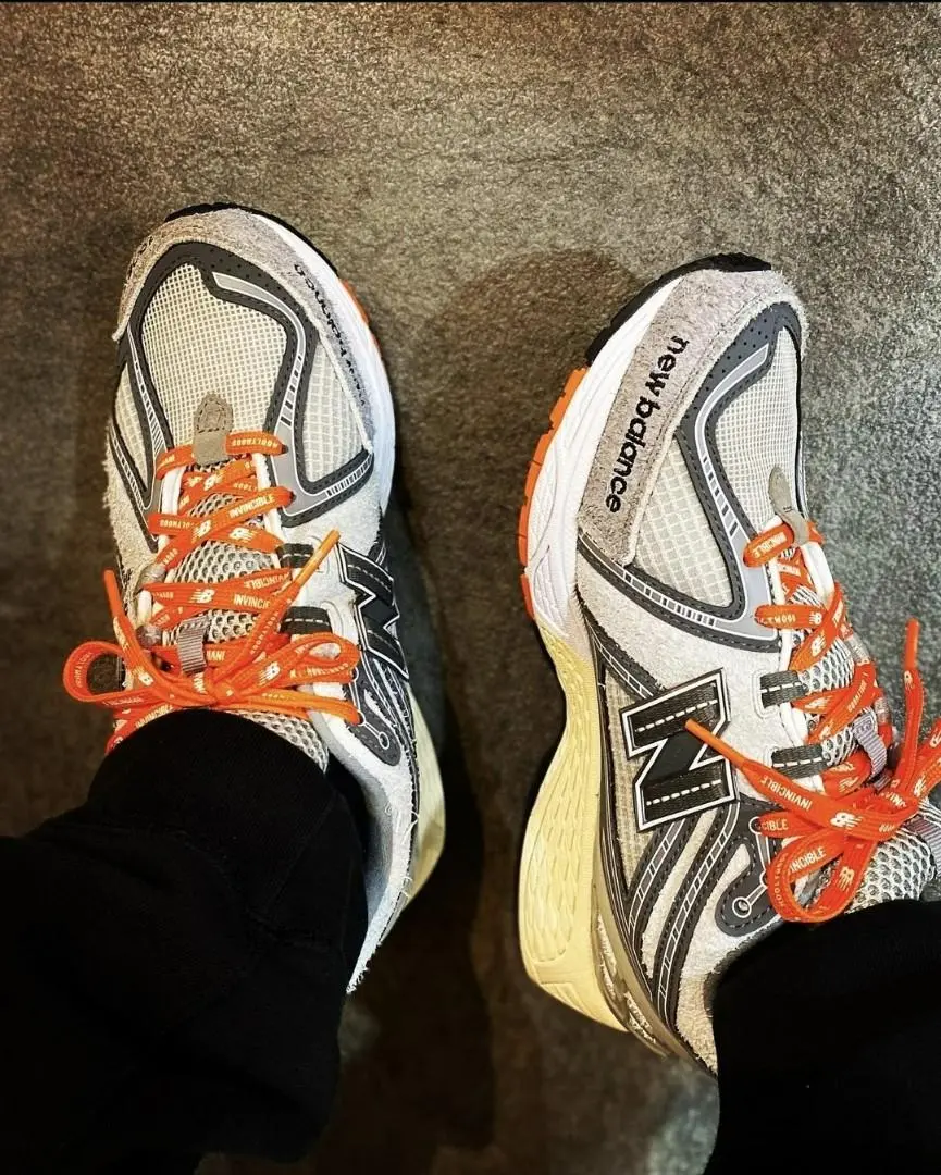 Alternative view of Giày New Balance INVINCIBLE x N.HOOLYWOOD x 1906R 'Grey Swan' M1906RNI
