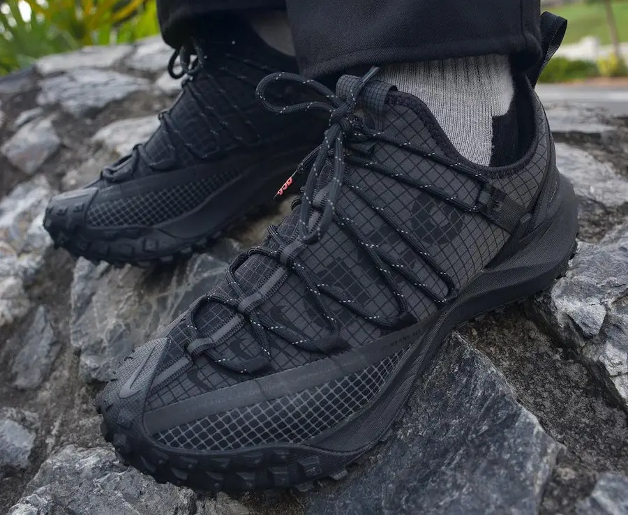 Giày Nike ACG Mountain Fly Low 'Anthracite' DA5424-001 - Ảnh 3