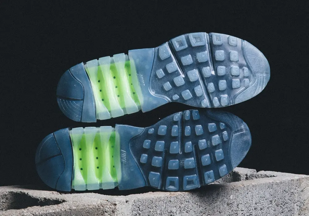 Alternative view of Giày Nike Air Max 180 'Night Ops' AQ6104-001