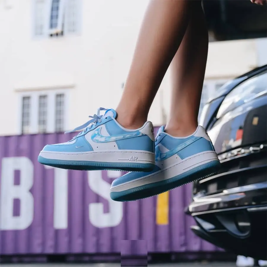 Alternative view of Giày Nike Air Force 1 '07 LX 'Celestine Blue' DX2937-100