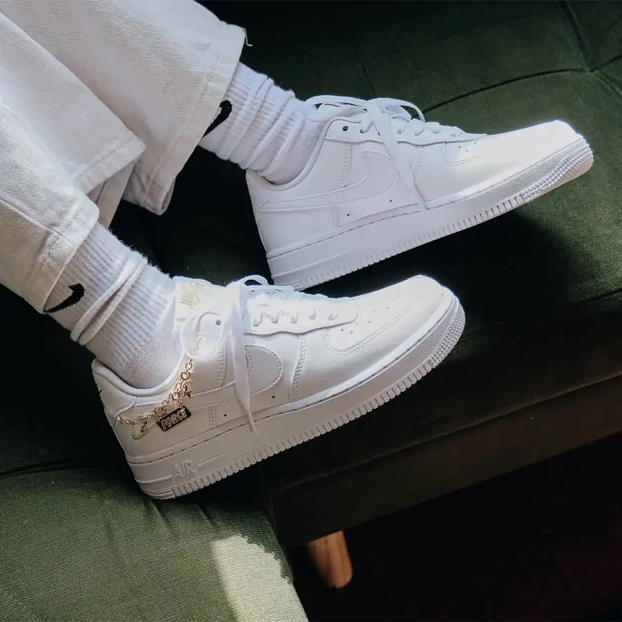 Giày Nike Wmns Air Force 1 '07 LX 'Lucky Charms' DD1525-100 - Ảnh 8