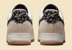 Alternative view of Giày Nike Air Force 1 Low Paisley Swoosh DJ4631-200
