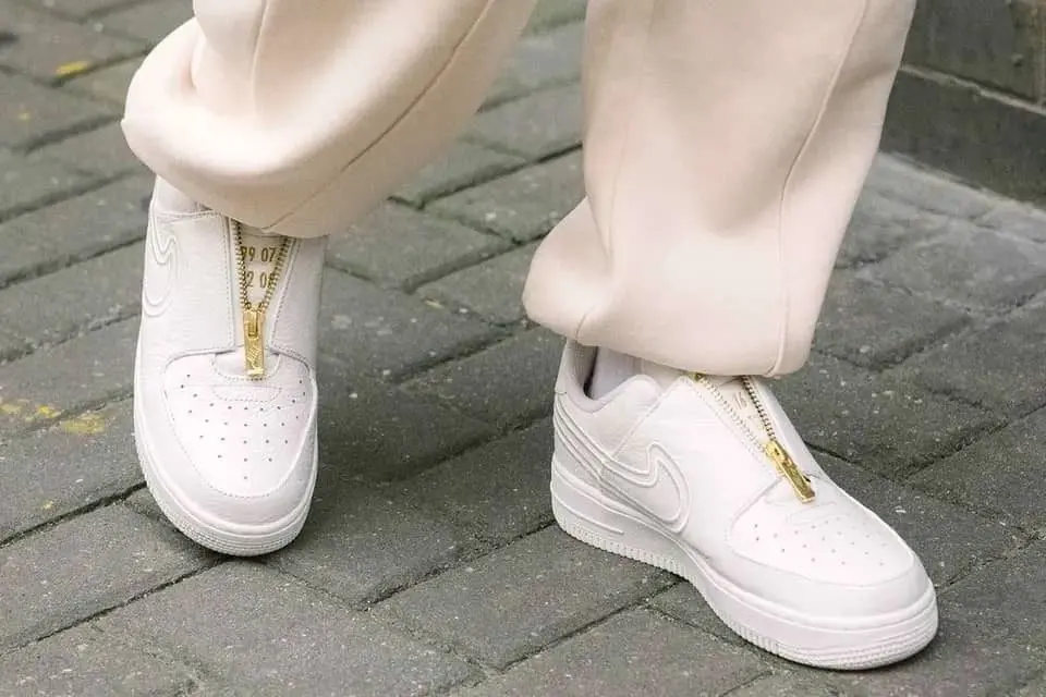 Alternative view of Giày Nike Serena Williams x Air Force 1 LXX Zip 'Summit White' DM5036-100